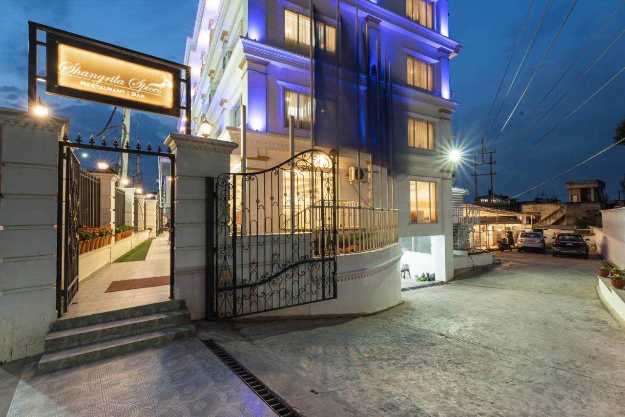 Shangrila Blu Hotel Lalitpur Екстериор снимка